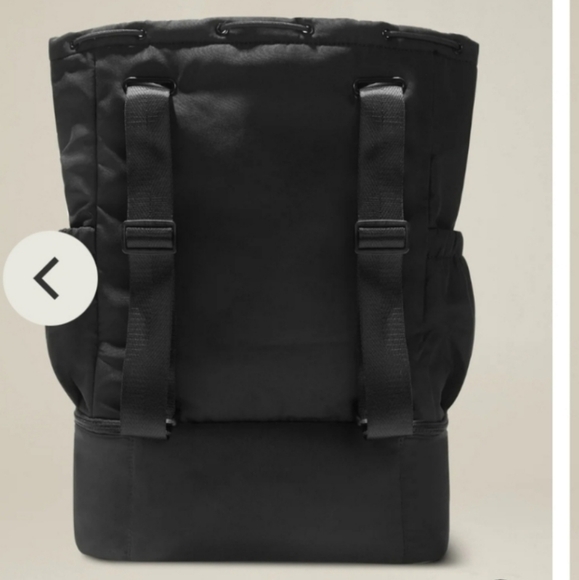 ๐๐ Beyond Yoga Convertable Gym Bag Pull-Cord Top - Picture 9 of 12